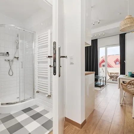 Apartment By The Oder River By Renters Wroclaw