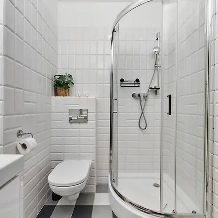 By The Oder River By Renters Apartment Wroclaw